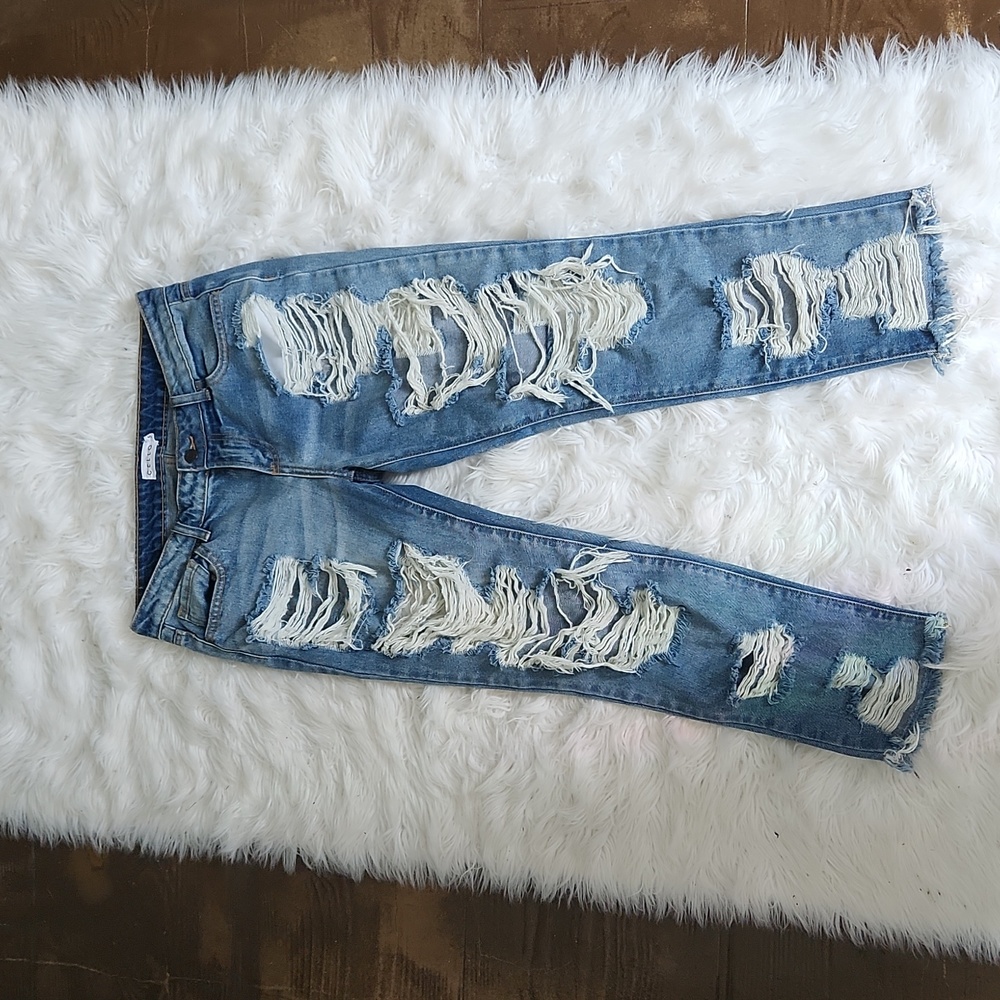 Size 5 Cello Distressed Jeans